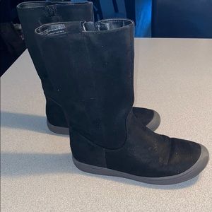 Cute girls size 1 black boots